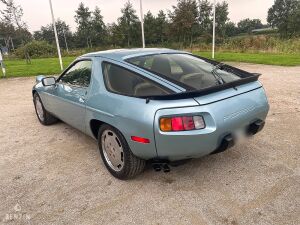 Porsche 928 - 1982