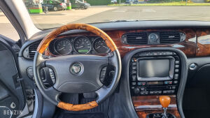 Jaguar XJ8 4.2 - 2004