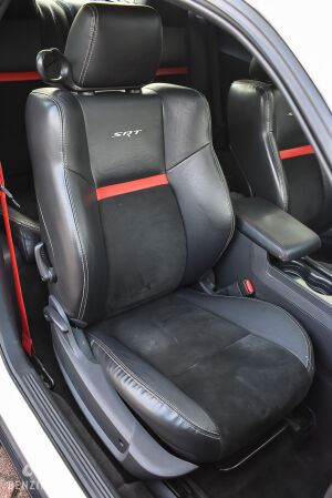 Dodge Challenger SRT - 2010