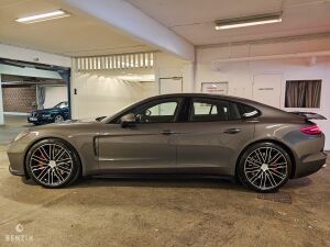 Porsche Panamera Turbo PDK - 2017