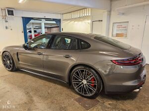 Porsche Panamera Turbo PDK - 2017
