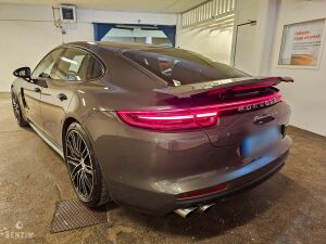 Porsche Panamera Turbo PDK - 2017