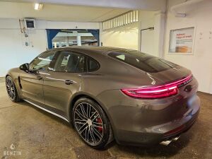Porsche Panamera Turbo PDK - 2017