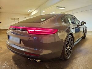 Porsche Panamera Turbo PDK - 2017