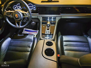 Porsche Panamera Turbo PDK - 2017