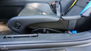 Porsche 911 Type 992 Dakar n°0123/2500 - 2024