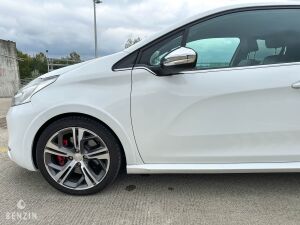 Peugeot 208 GTI 87k km - 2013