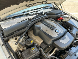 BMW 650i e64 - 2006