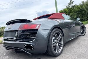 Audi R8 V10 Spyder - 2012