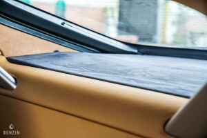 Aston Martin V8 Vantage S - 2011