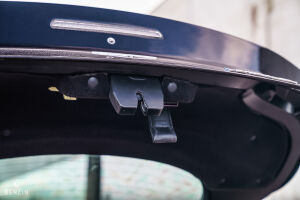 Aston Martin V8 Vantage S - 2011