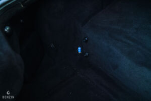 Aston Martin V8 Vantage S - 2011