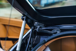 Aston Martin V8 Vantage S - 2011