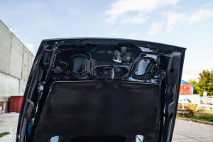 Aston Martin V8 Vantage S - 2011