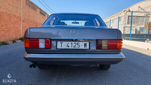 Mercedes-Benz 380 SE W126 - 1988