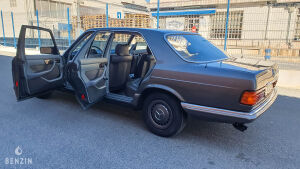 Mercedes-Benz 380 SE W126 - 1988
