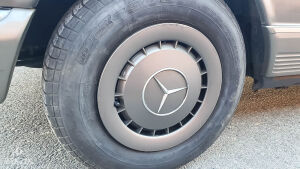 Mercedes-Benz 380 SE W126 - 1988