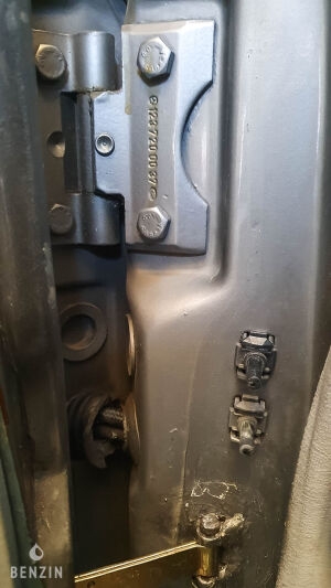 Mercedes-Benz 380 SE W126 - 1988