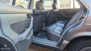 Mercedes-Benz 380 SE W126 - 1988