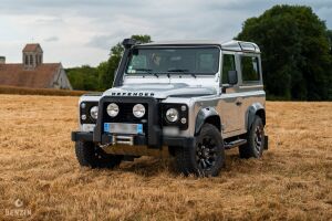 Land Rover Defender 90 Td4 Black Edition 25k km - 2014