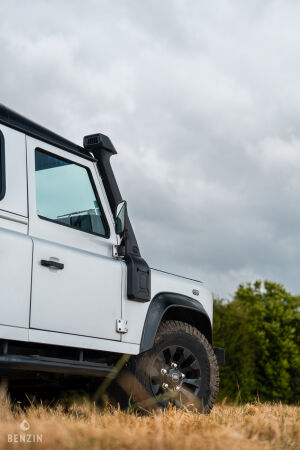 Land Rover Defender 90 Td4 Black Edition 25k km - 2014