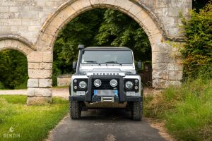 Land Rover Defender 90 Td4 Black Edition 25k km - 2014