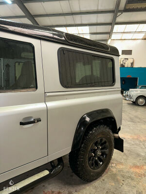Land Rover Defender 90 Td4 Black Edition 25k km - 2014
