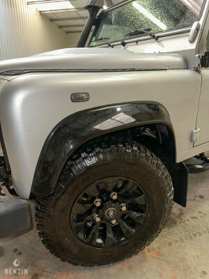 Land Rover Defender 90 Td4 Black Edition 25k km - 2014