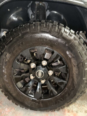 Land Rover Defender 90 Td4 Black Edition 25k km - 2014