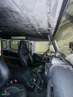 Land Rover Defender 90 Td4 Black Edition 25k km - 2014