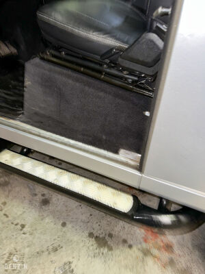 Land Rover Defender 90 Td4 Black Edition 25k km - 2014