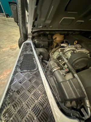 Land Rover Defender 90 Td4 Black Edition 25k km - 2014