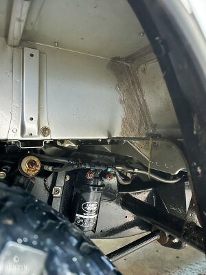 Land Rover Defender 90 Td4 Black Edition 25k km - 2014