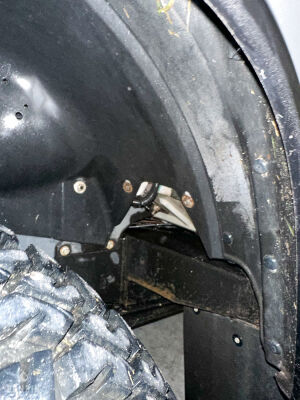 Land Rover Defender 90 Td4 Black Edition 25k km - 2014