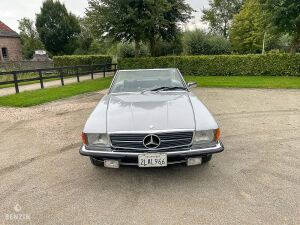 Mercedes-Benz 350 SL R107 - 1977