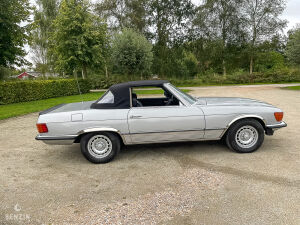 Mercedes-Benz 350 SL R107 - 1977