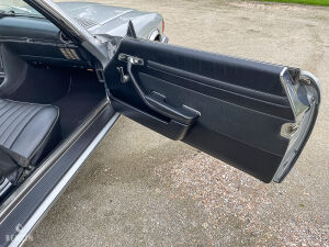 Mercedes-Benz 350 SL R107 - 1977