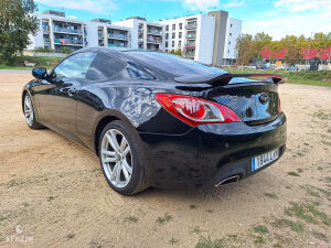Hyundai Genesis Coupé 3.8 V6 - 2012