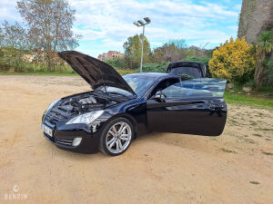 Hyundai Genesis Coupé 3.8 V6 - 2012