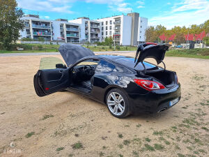 Hyundai Genesis Coupé 3.8 V6 - 2012
