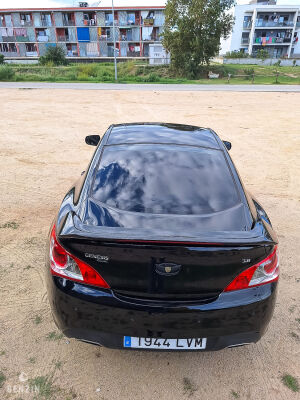 Hyundai Genesis Coupé 3.8 V6 - 2012