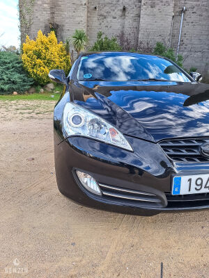 Hyundai Genesis Coupé 3.8 V6 - 2012
