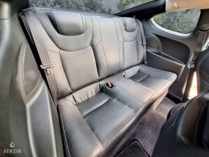 Hyundai Genesis Coupé 3.8 V6 - 2012