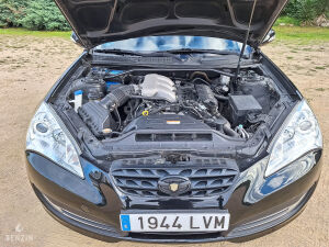 Hyundai Genesis Coupé 3.8 V6 - 2012