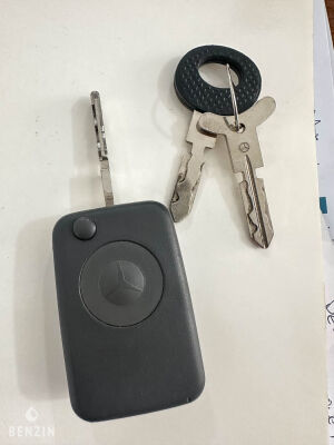 Mercedes-Benz 600 SEC C140 - 1993