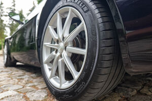 Aston Martin V8 Vantage - 2008