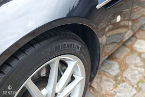 Aston Martin V8 Vantage - 2008