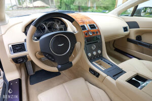 Aston Martin V8 Vantage - 2008