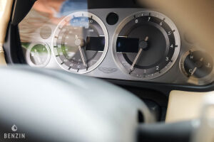 Aston Martin V8 Vantage - 2008