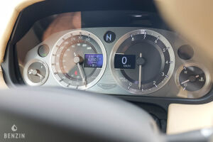 Aston Martin V8 Vantage - 2008